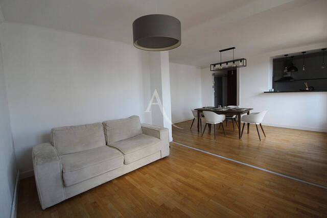 Location Appartement 2 pièces 52 m² Dijon 21000