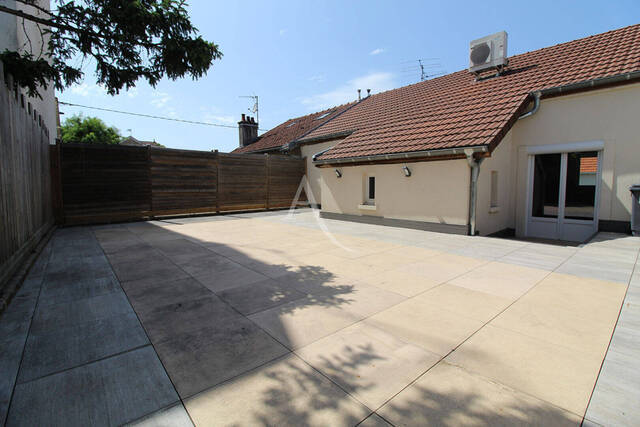 Location Appartement 3 pièces 67.67 m² Dijon 21000