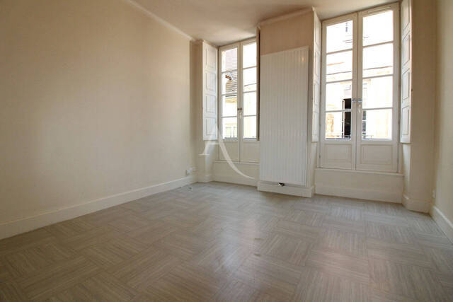 Vente Appartement 1 pièce 27 m² Chalon-sur-Saône 71100