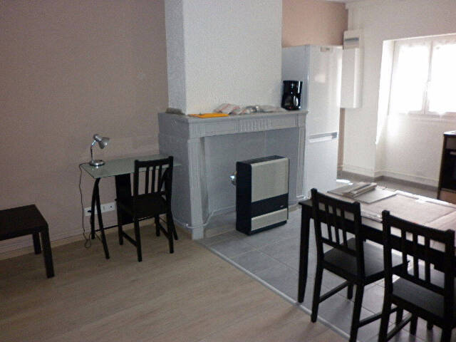 Location Appartement 1 pièce 33 m² Chalon-sur-Saône 71100