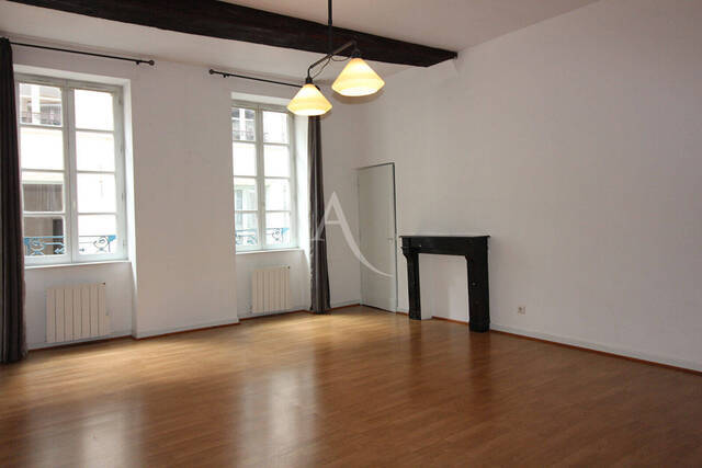 Location Appartement 2 pièces 71 m² Chalon-sur-Saône 71100