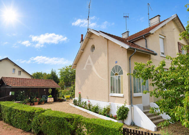 Buy House maison 4 rooms 62 m² Chalon-sur-Saône 71100