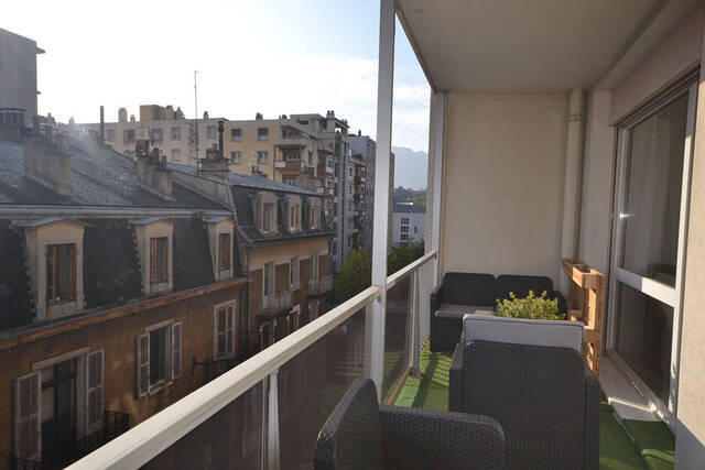 Sale Apartment appartement 3 rooms 75.61 m² Aix-les-Bains 73100