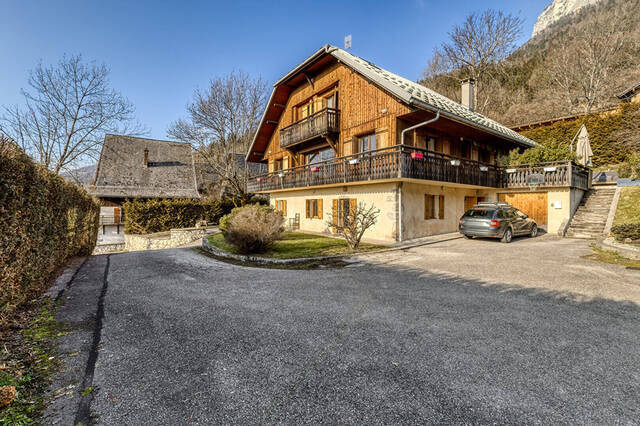 Vente Maison 9 pièces 323 m² Dingy-Saint-Clair 74230