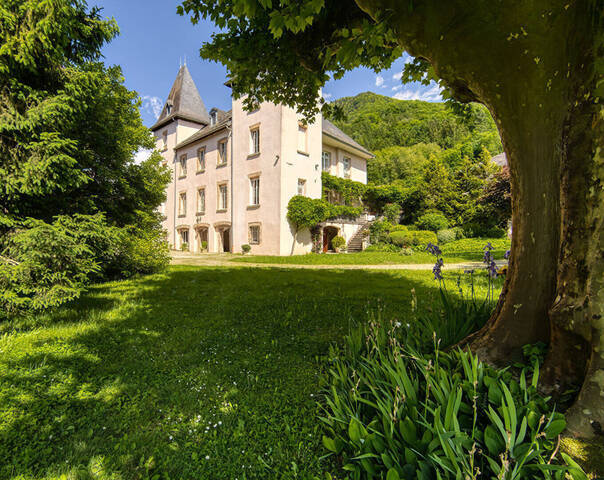 Vente Maison demeure de prestige 11 pièces 390.6 m² Montmélian 73800