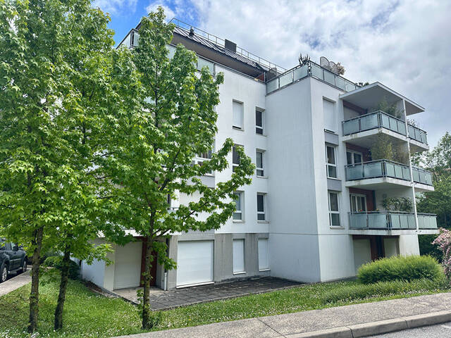 Rent Apartment appartement 3 rooms 70.56 m² Annecy 74000