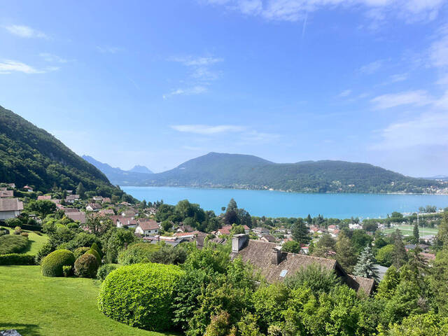 Vente Appartement 4 pièces 124.5 m² Annecy-le-Vieux 74940