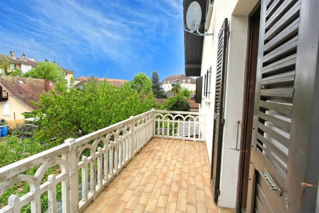 Sale Apartment appartement 6 rooms 130.3 m² Annecy 74000