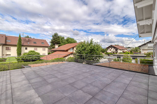 Sale Apartment appartement 4 rooms 79.56 m² Annecy-le-Vieux 74940