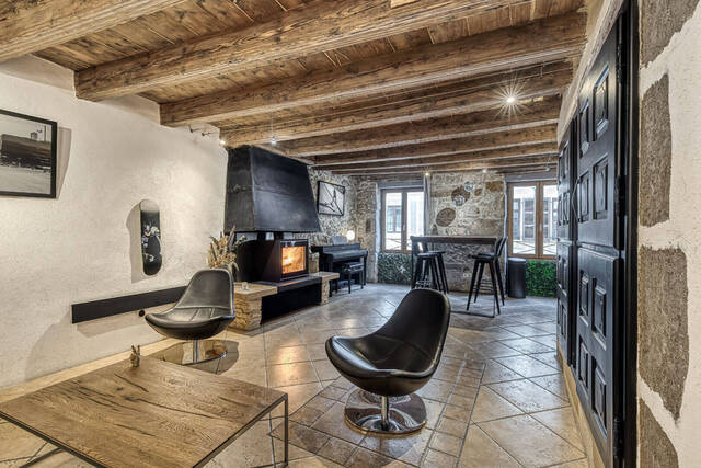 Sale Apartment appartement 2 rooms 55.75 m² Annecy 74000