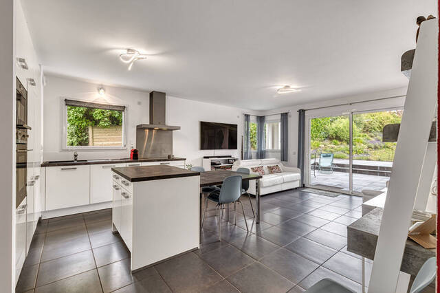 Vendu Appartement 3 pièces 70.88 m² Annecy-le-Vieux 74940