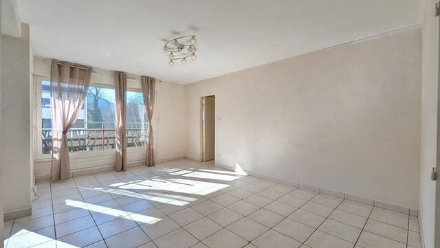 Sale Apartment appartement 4 rooms 79.42 m² Seynod 74600