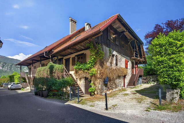 Sale House maison 8 rooms 296.44 m² Talloires 74290
