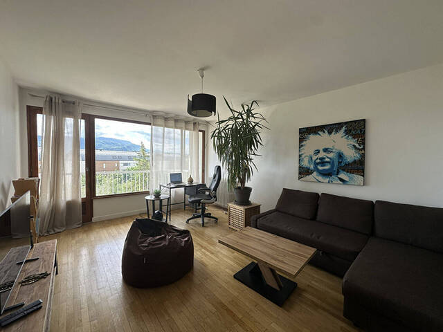Rent Apartment appartement 3 rooms 77.17 m² Annecy 74000