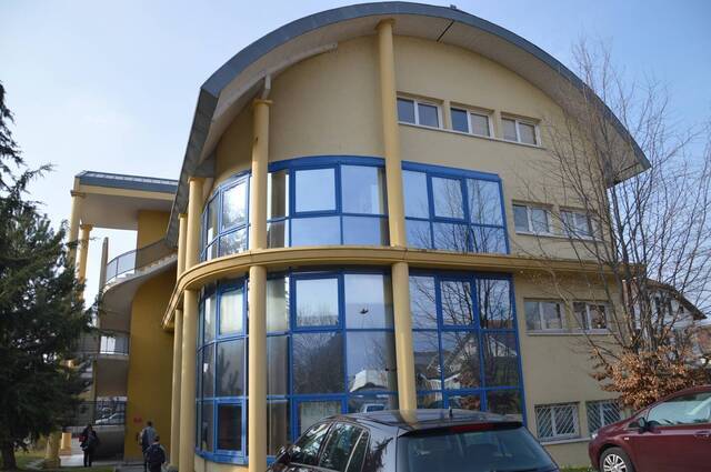 Location Local bureaux Cran-Gevrier 74960