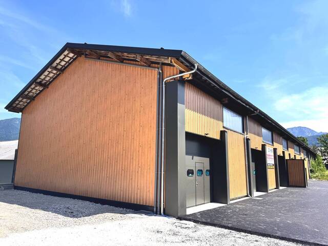 Rent Professional premises local d'activité Arith 73340