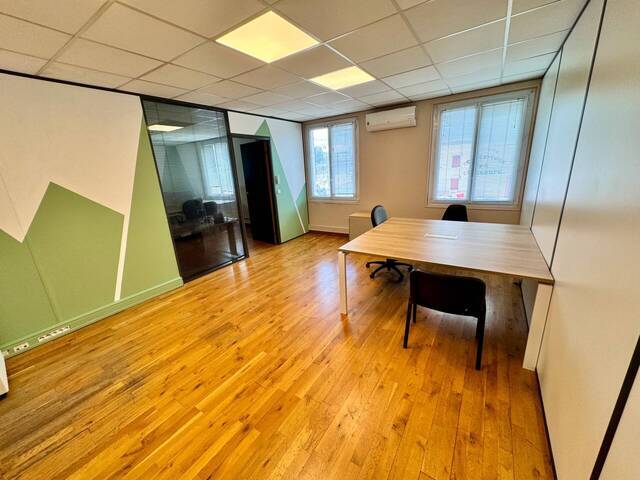 Location Local bureaux Sillingy 74330