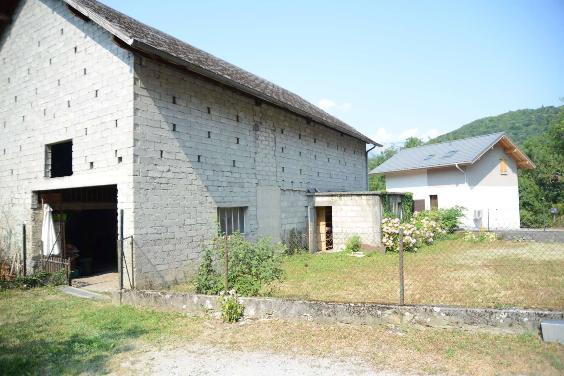 Immobilier à Saint Jorioz, Doussard, Sévrier, Annecy. Maisons et appartements en vente et en