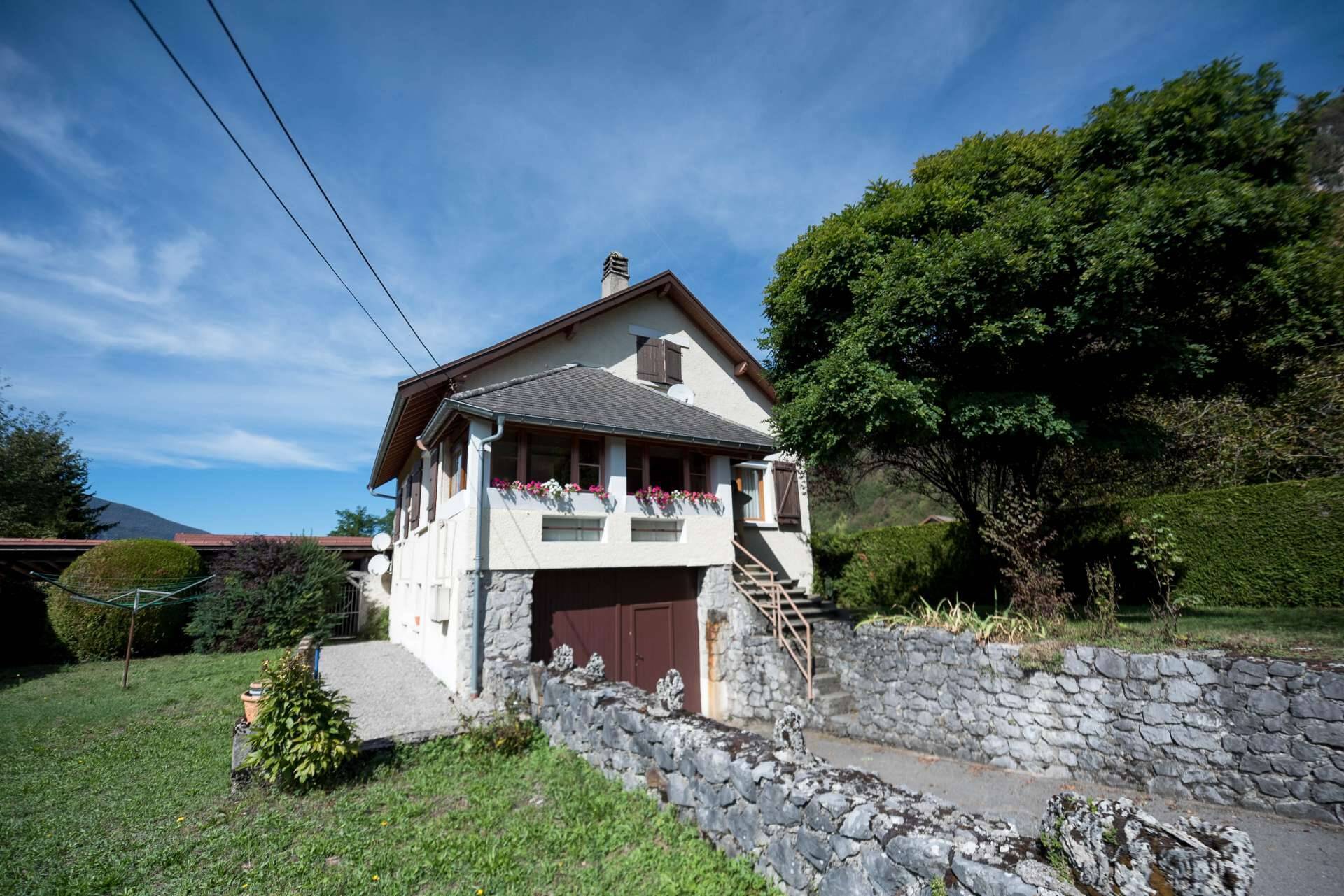Immobilier à Annecy, Sévrier, Saint Jorioz, Duingt, Doussard, Faverges. Maisons et appartements