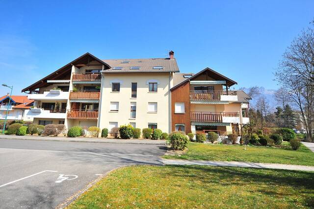 Vendu Appartement 5 pièces 160 m² Saint-Jorioz 74410