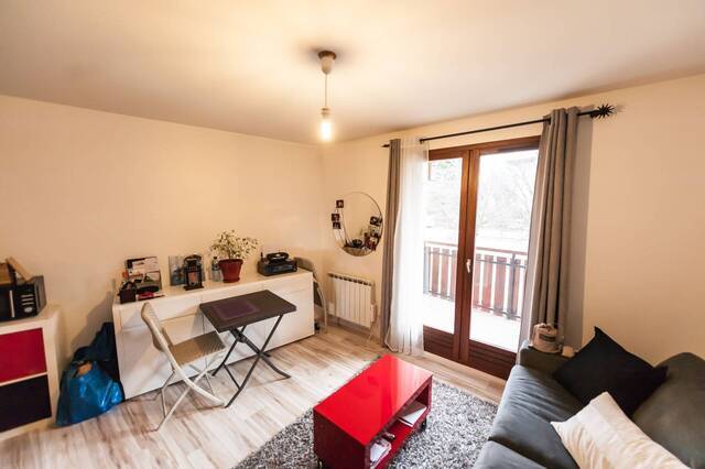 Sold Apartment 1 room 28 m² Doussard 74210