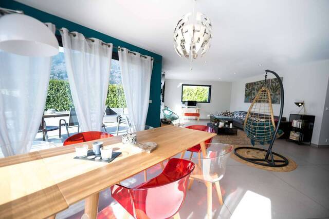 Vente Maison villa 260 m² Saint-Eustache 74410