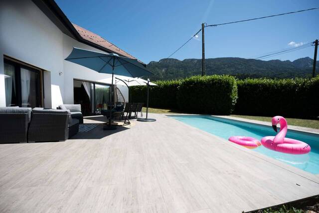 Vente Maison villa 256 m² Saint-Eustache 74410