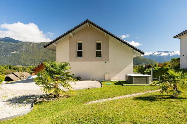 Sale House maison individuelle 4 rooms 97.97 m² Lathuile 74210