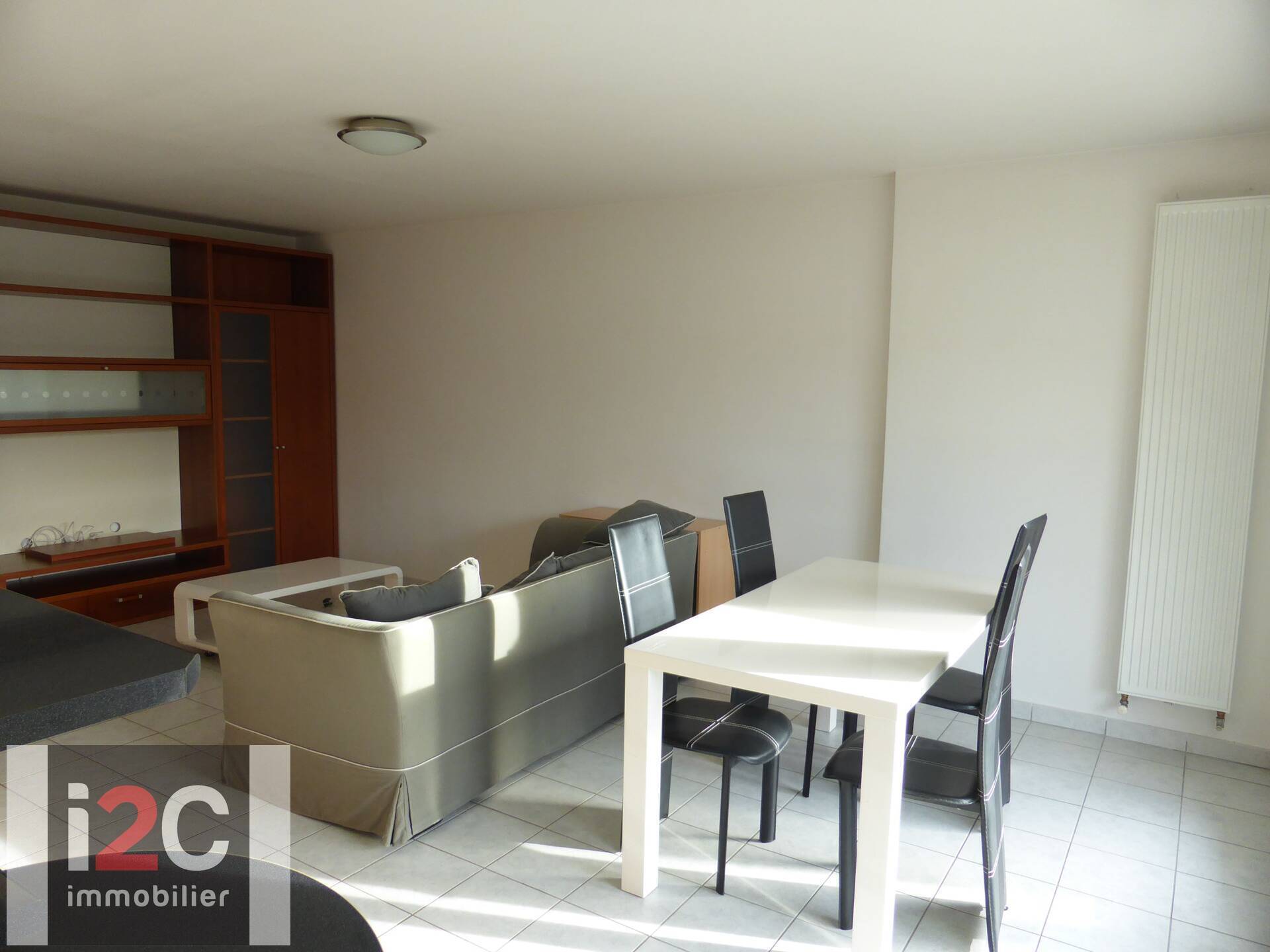 Location appartement appt t3 meuble 60.8 m² à SaintGenisPouilly 01630 1 200