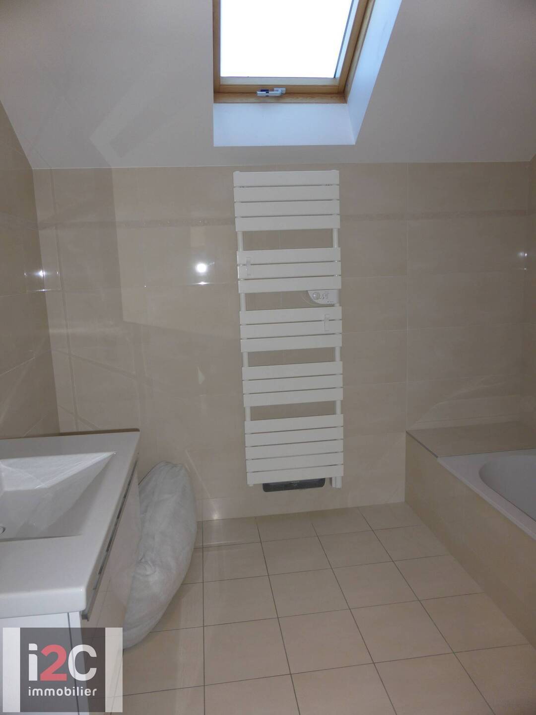 Apartments and houses for rent in Ferney Voltaire et l'ensemble du Pays