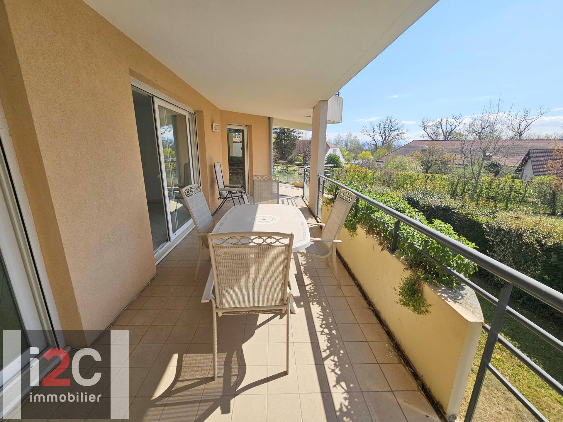 Location d'appartements et maisons à Ferney Voltaire et l'ensemble du