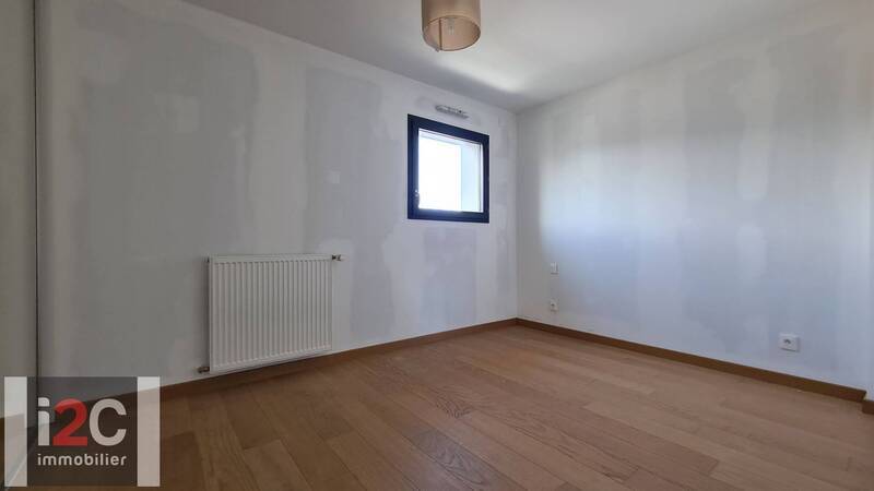 Bien vendu appartement 4 pièces 111 m² à Ferney-Voltaire 01210