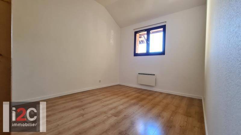 Bien vendu maison mitoyenne 5 pièces 97 m² à Ferney-Voltaire 01210