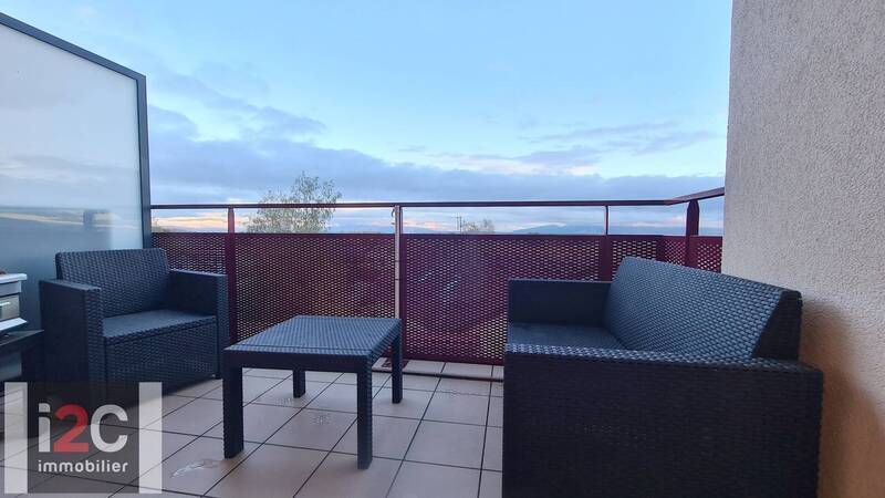Bien vendu appartement duplex 4 pièces 93.96 m² à Cessy 01170