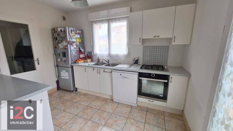 Bien vendu maison mitoyenne 4 pièces 93.91 m² à Saint-Genis-Pouilly 01630