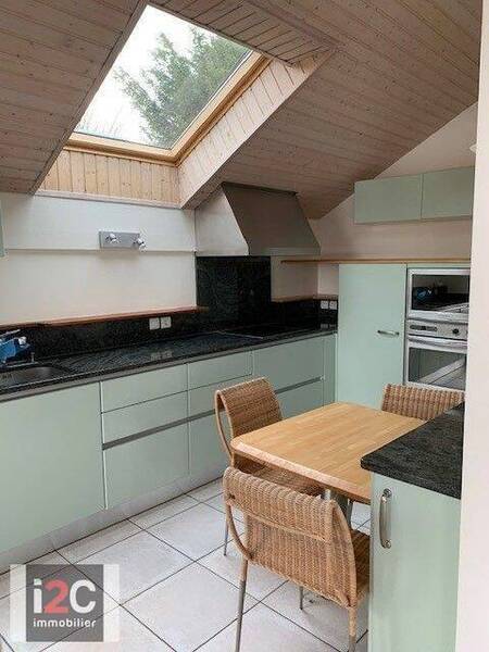 Bien vendu maison individuelle 6 pièces 177.71 m² à Chevry 01170