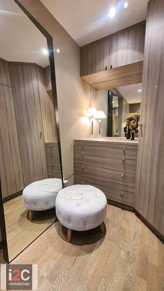 Bien vendu appartement attique 4 pièces 125 m² à Gex 01170