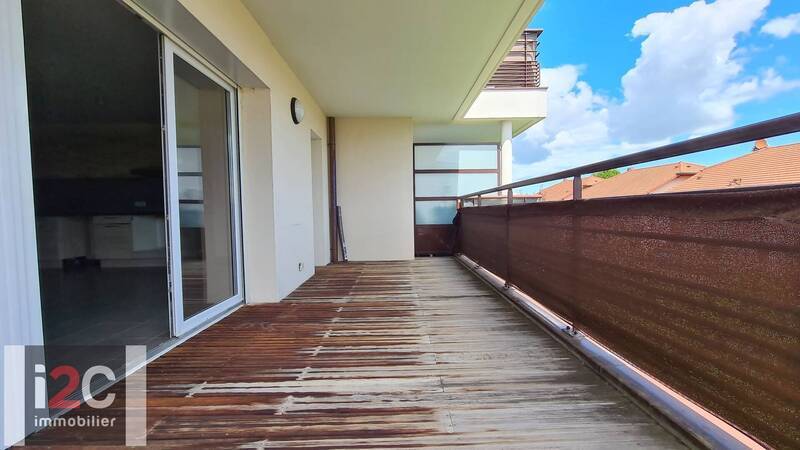 Sold property apartment appartement t4 87 m² in Thoiry 01710
