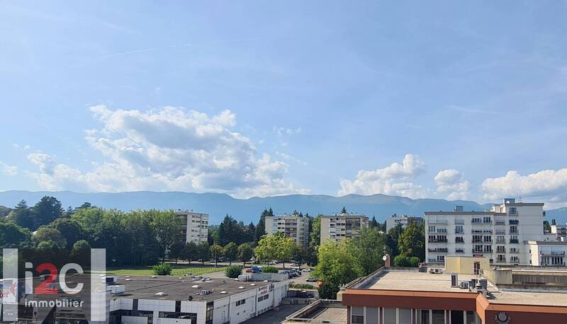 Bien vendu appartement attique 2 pièces 53.55 m² à Ferney-Voltaire 01210