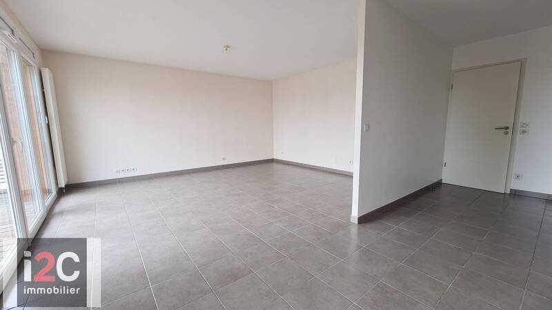 Bien vendu appartement attique 4 pièces 88.7 m² à Thoiry 01710