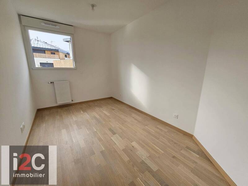 Buy apartment appartement t4 93.7 m² in Ornex 01210