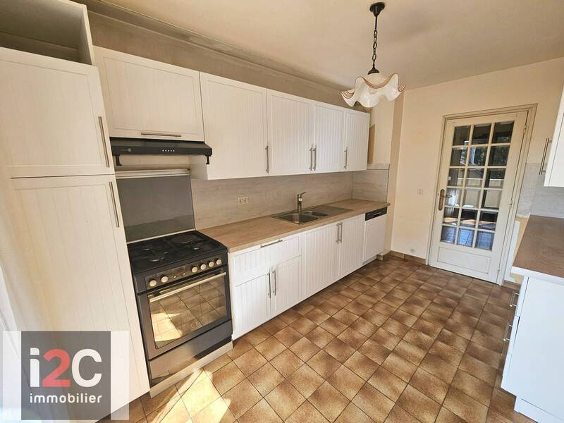Vente appartement t4 110.84 m² à Ferney-Voltaire 01210