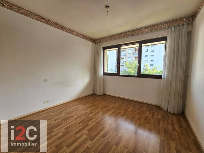 Vente appartement t4 110.84 m² à Ferney-Voltaire 01210