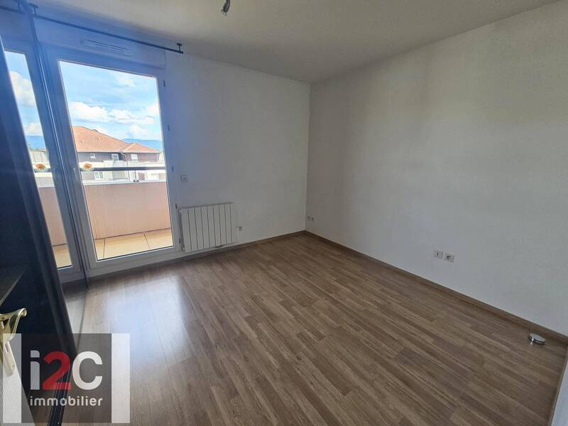 Bien vendu appartement attique 3 pièces 75.38 m² à Prévessin-Moëns 01280