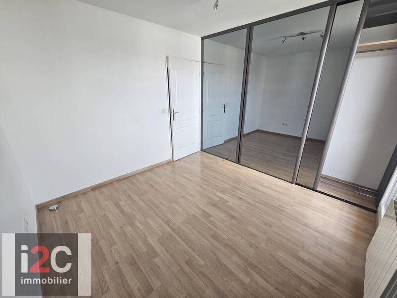 Bien vendu appartement attique 3 pièces 75.38 m² à Prévessin-Moëns 01280