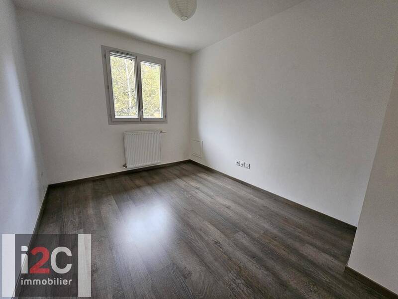 Buy apartment appartement t3 56.02 m² in Chevry 01170