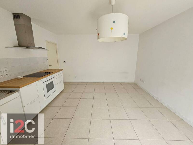 Buy apartment appartement t3 56.02 m² in Chevry 01170