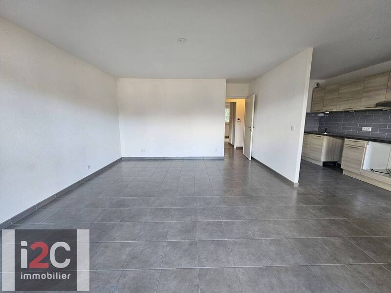 Sold property apartment appartement t3 69.5 m² in Thoiry 01710