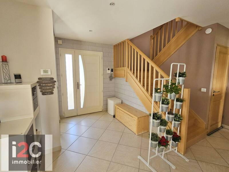 Vente maison 7 pièces 179.21 m² à Prévessin-Moëns 01280