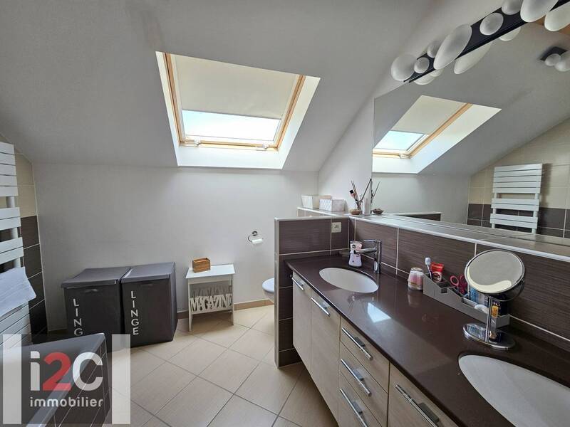 Vente maison 7 pièces 179.21 m² à Prévessin-Moëns 01280